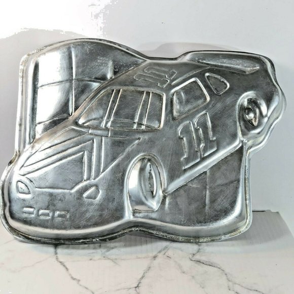 Vintage 1997 Wilton Cake Pan RACE CAR #11 Retired - Picture 1 of 7